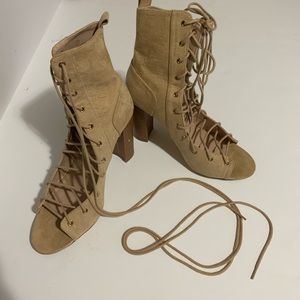 LILIANA block heels